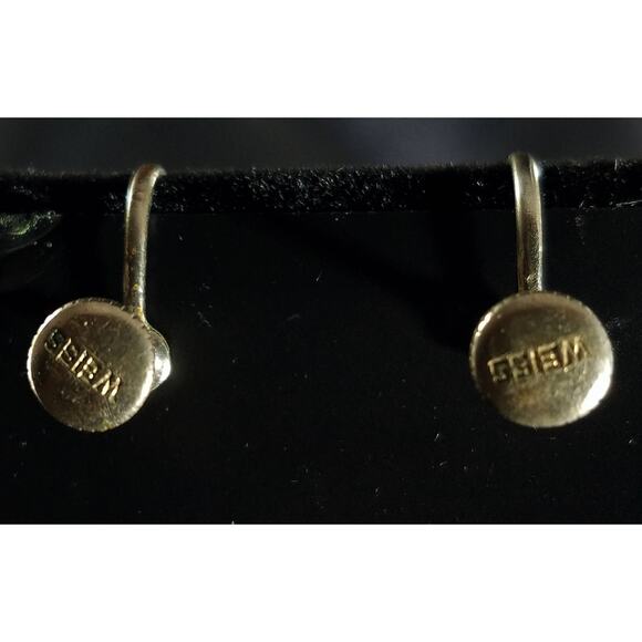 Vintage Weiss Flower Rhinestone Screw Back Earrings, 1950's , 3/4 Inch - Picture 8 of 10